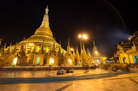 Yangon – Travel guide at Wikivoyage.